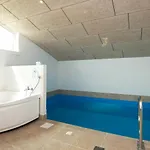 Luxury Retreat With Pool - By Traum Casa de Férias *