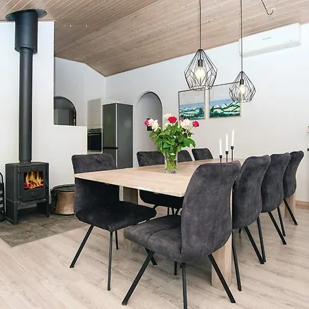 Luxury Retreat With Pool Sonderby (Midtjylland)