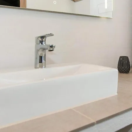 度假居 Luxury Retreat With Pool Sonderby (Midtjylland)