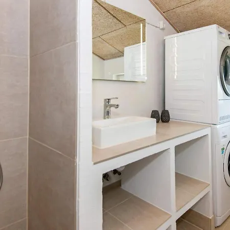 Luxury Retreat With Pool Sonderby (Midtjylland)
